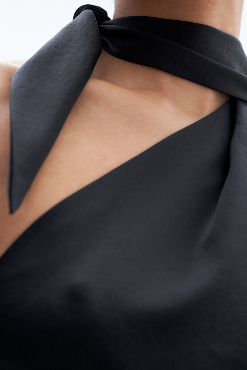 TANKTOP ASYMMETRIC TIE NECK