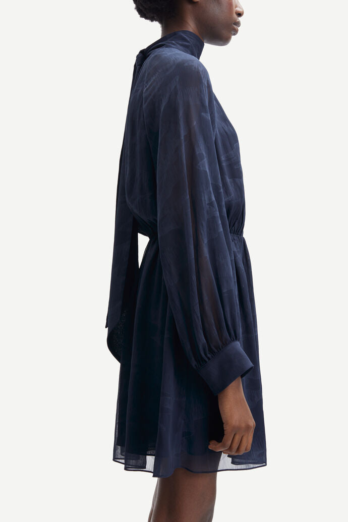 KLEID EBBALI