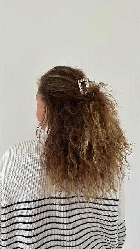 JOSEFIN CLIP
